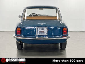 Image 7/15 of Alfa Romeo 2600 Sprint (1965)