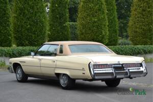 Bild 3/50 von Buick Electra 225 Hardtop (1976)