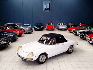 Bild 2/52 von Alfa Romeo 1750 Spider (1969)
