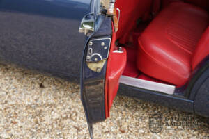 Image 17/50 of Jaguar Mk II 3.4 (1966)