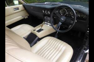 Immagine 14/24 di Aston Martin V8 (1973)