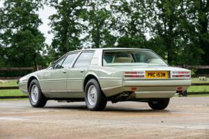 Image 4/39 of Aston Martin Lagonda (1982)