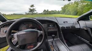 Bild 29/35 von Chevrolet Corvette Convertible (1990)
