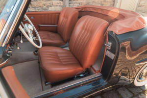 Image 10/14 de Mercedes-Benz 190 SL (1961)