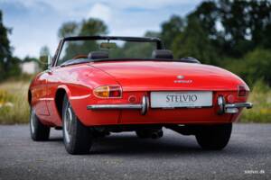 Image 9/44 of Alfa Romeo 1750 Spider Veloce (1969)