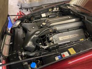Afbeelding 18/54 van Aston Martin Virage Volante (1996)