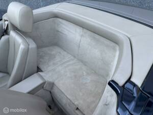 Image 15/35 of Mercedes-Benz 500 SL (1993)