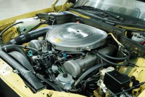 Bild 21/50 von Mercedes-Benz 380 SE (1983)