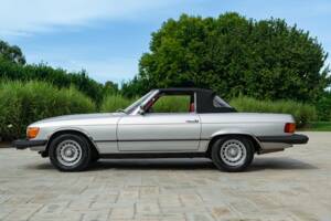 Image 6/50 de Mercedes-Benz 450 SL (1977)