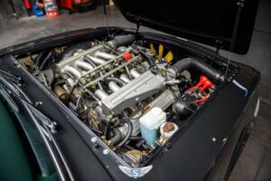 Bild 36/73 von Aston Martin V8 EFi Volante (1987)