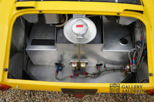 Image 10/50 of Bizzarrini GT Strada 5300 (1965)