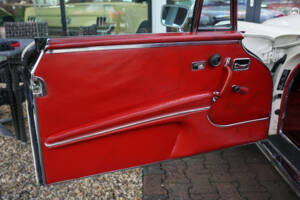 Image 36/50 of Mercedes-Benz 280 SE 3,5 (1970)
