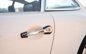 Image 16/47 de Porsche 911 2.2 S (1970)