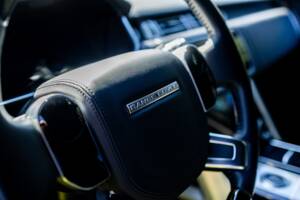 Image 20/49 of Land Rover Range Rover V8 Armoured (2022)