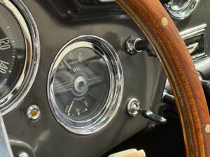 Bild 8/37 von Aston Martin DB 2&#x2F;4 Mk III (1959)