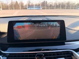 Image 19/22 of ALPINA B5 Touring Biturbo AWD (2018)