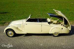 Image 4/47 of Peugeot 402 Eclipse (1935)