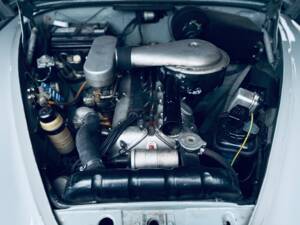 Bild 13/34 von Jaguar Mk II 2.4 (1961)