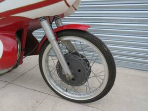 Imagen 31/45 de Moto Morini 175 GT (1958)