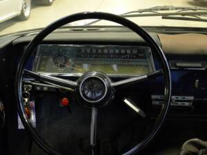 Immagine 12/28 di Alfa Romeo Giulia 1300 TI (1966)