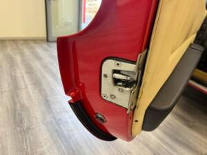 Image 36/59 of Ferrari 328 GTS (1988)