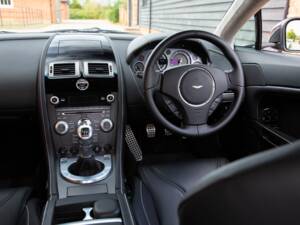 Bild 46/79 von Aston Martin V12 Vantage (2011)