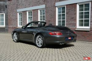 Image 3/6 of Porsche 911 Carrera (2007)