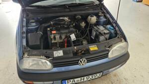 Bild 3/60 von Volkswagen Golf III 1.8 (1993)