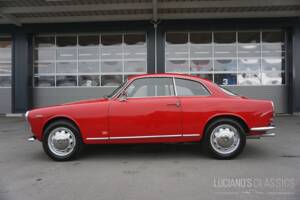 Image 5/68 of Alfa Romeo Giulietta Sprint 1300 (1965)