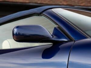 Immagine 42/50 di Aston Martin V8 Volante (1999)
