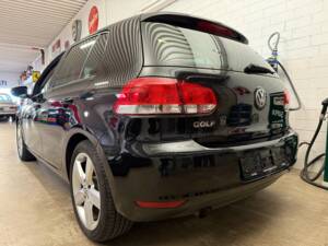 Bild 15/19 von Volkswagen Golf VI 1.2 TSI (2012)