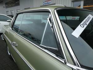 Image 28/28 de Mercedes-Benz 280 CE (1973)