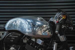 Image 6/38 of Norton Dominator SS (2015)