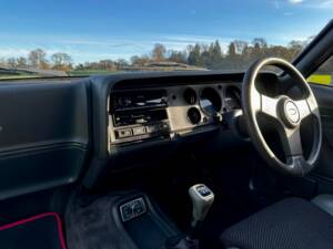 Bild 54/70 von Ford Capri 2,8i (1986)