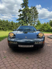Immagine 7/77 di Porsche 928 GT (1990)