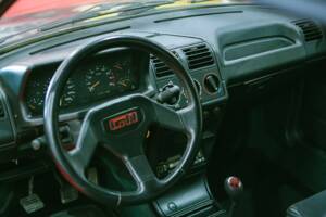 Image 22/33 of Peugeot 205 GTi 1.9 (1993)