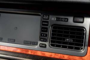 Bild 48/50 von Toyota Century (2003)