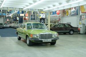 Image 19/50 de Mercedes-Benz 450 SEL 6,9 (1976)