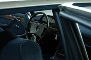 Bild 27/50 von Mercedes-Benz 280 S (1981)