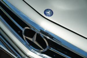 Image 24/50 de Mercedes-Benz 230 SL (1965)