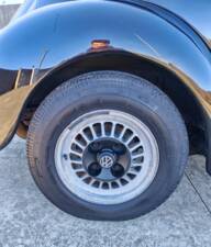 Bild 21/35 von Volkswagen Käfer 1303 LS (1975)