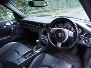 Bild 8/17 von Porsche 911 Carrera S (2006)