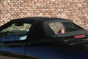 Obraz 32/50 pojazdu Alfa Romeo Spider 3.2 V6 24V (2003)