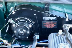 Image 38/50 of MG MGB (1974)
