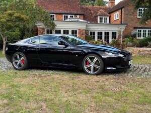 Image 3/30 of Aston Martin DB 9 (2008)