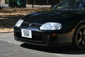 Image 41/50 of Toyota Supra (1993)