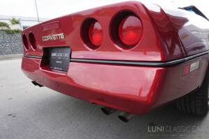Afbeelding 22/45 van Chevrolet Corvette Convertible (1988)