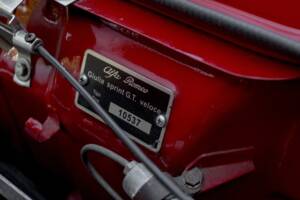 Image 45/50 of Alfa Romeo Giulia 1600 Sprint GT Veloce (1966)