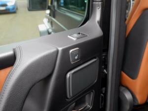 Image 27/38 of Mercedes-Benz G 500 (LWB) (2016)
