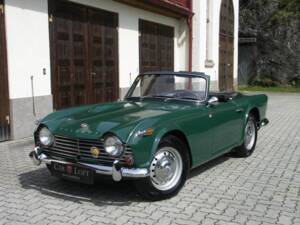 Afbeelding 1/31 van Triumph TR 4A IRS (1965)